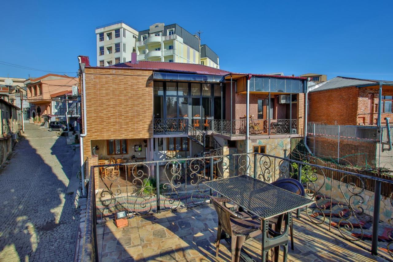 Hotel Gantiadi *